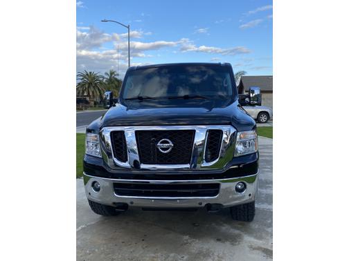 Photo 3 of 14 of 2020 Nissan NV Passenger NV3500 HD SL V8