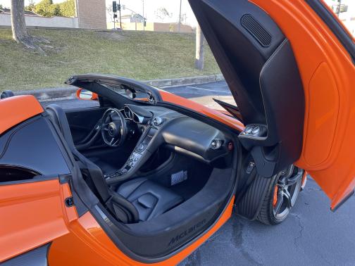 2015 McLaren 650S Base