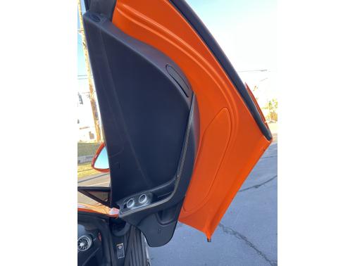 2015 McLaren 650S Base