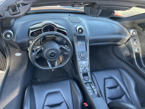 2015 McLaren 650S Base