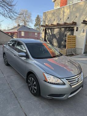Gray 2014 Nissan Sentra SV