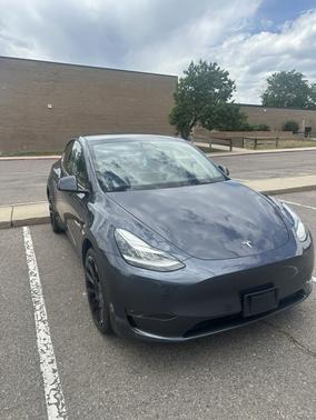 Gray 2022 Tesla Model Y Long Range
