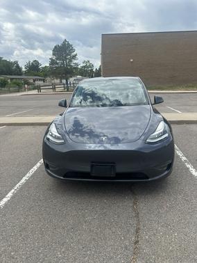 Gray 2022 Tesla Model Y Long Range