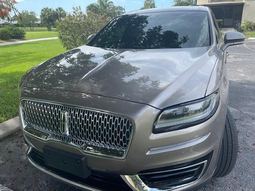 2020 Lincoln Nautilus Reserve