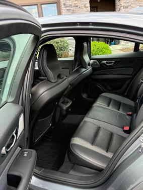 Gray 2019 Volvo S60 T6 R-Design