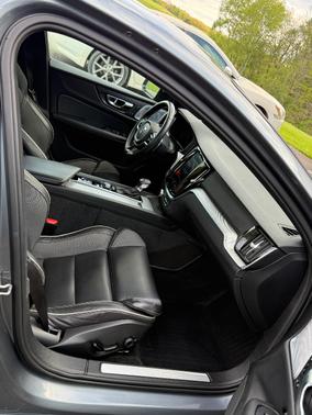 Gray 2019 Volvo S60 T6 R-Design
