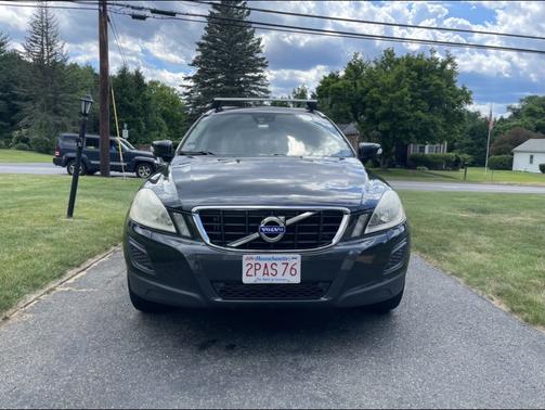 Photo 3 of 16 of 2012 Volvo XC60 T6 Premier Plus