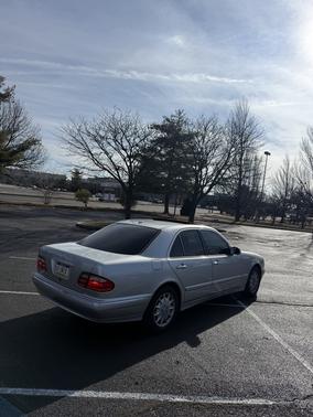 2001 Mercedes-Benz E-Class E320