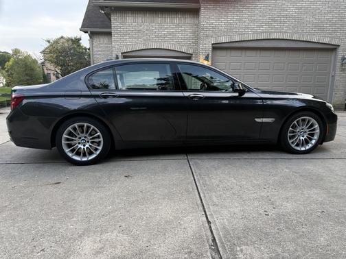 2015 BMW 750 Li xDrive