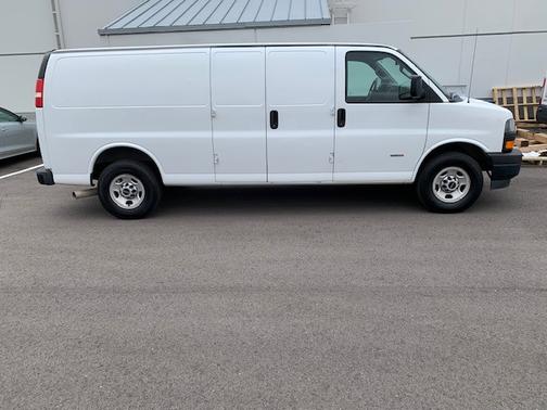 2018 GMC Savana 2500 Work Van