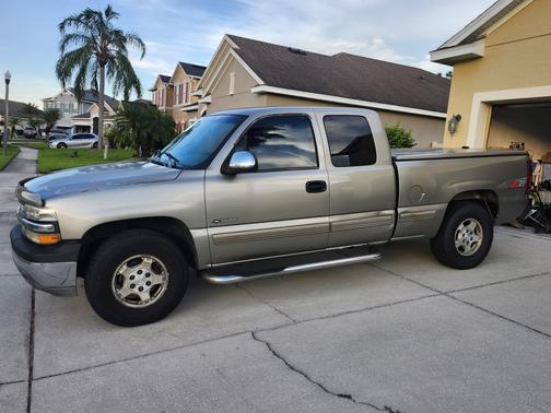 1999 Chevrolet Silverado 1500 LS Extended Cab