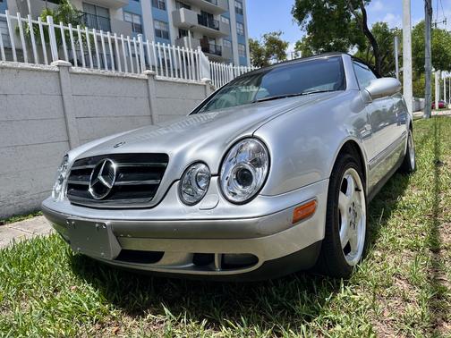 Silver 1999 Mercedes-Benz CLK-Class 320 Cabriolet