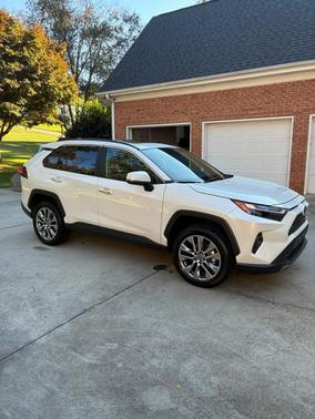 White 2022 Toyota RAV4 Limited