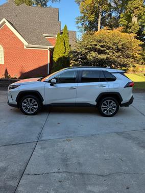 White 2022 Toyota RAV4 Limited