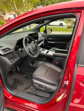 2025 Toyota Sienna XSE