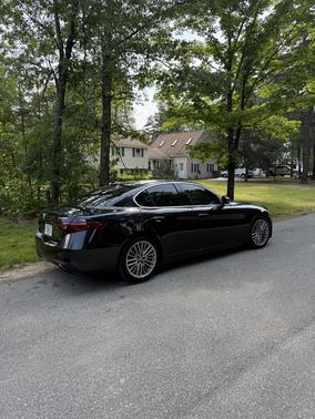 2017 Alfa Romeo Giulia Ti