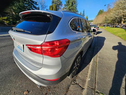 2021 BMW X1 sDrive28i