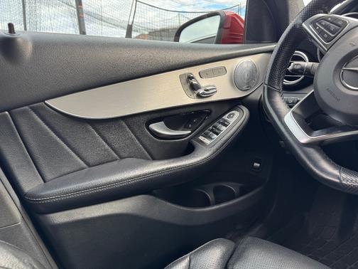 2019 Mercedes-Benz GLC 300 4MATIC Coupe