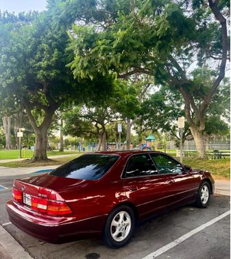 Red 1999 Lexus ES 300 Base