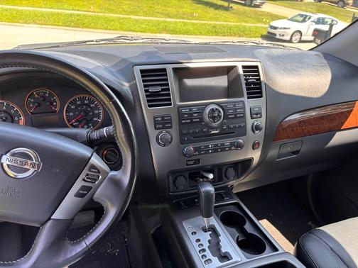 2014 Nissan Armada Platinum