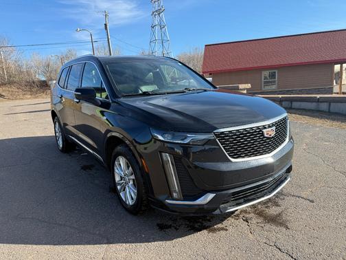 Black 2022 Cadillac XT6 Luxury AWD