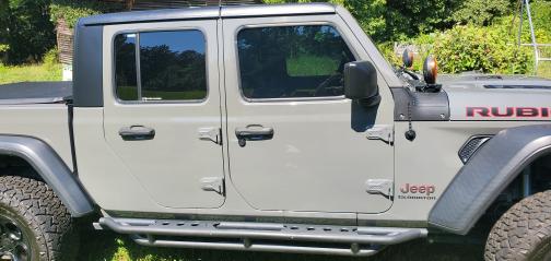 Gray 2021 Jeep Gladiator Rubicon