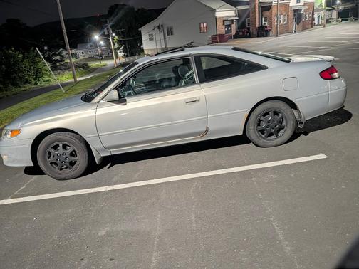 Beige 2001 Toyota Camry Solara SE