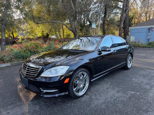 2010 Mercedes-Benz S-Class S 550