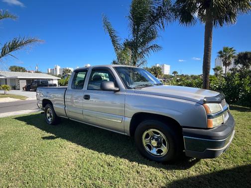 2004 Chevrolet Silverado 1500 LS Extended Cab