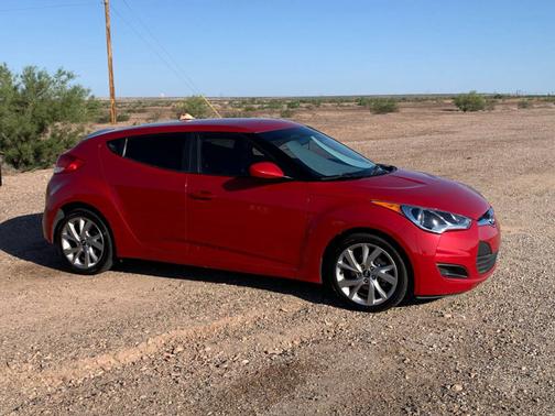 2016 Hyundai Veloster Base
