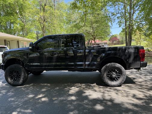 2022 Ford F-250 Lariat