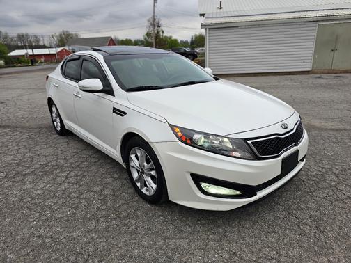 White 2011 Kia Optima EX Turbo