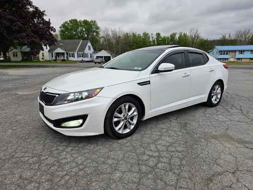 White 2011 Kia Optima EX Turbo