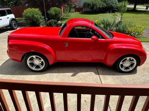 Red 2003 Chevrolet SSR Base