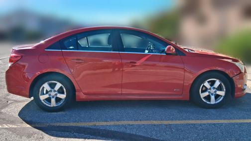 Red 2012 Chevrolet Cruze LT