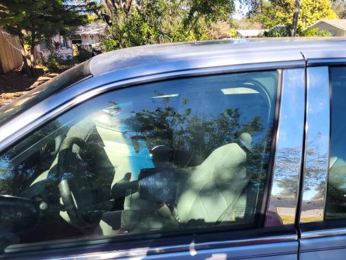 2005 Cadillac DeVille Base