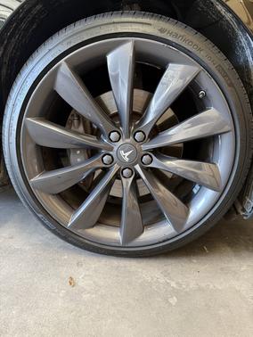 2014 Tesla Model S 85