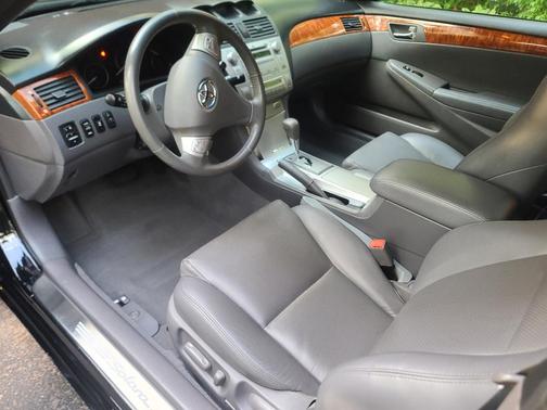 Black 2008 Toyota Camry Solara SLE