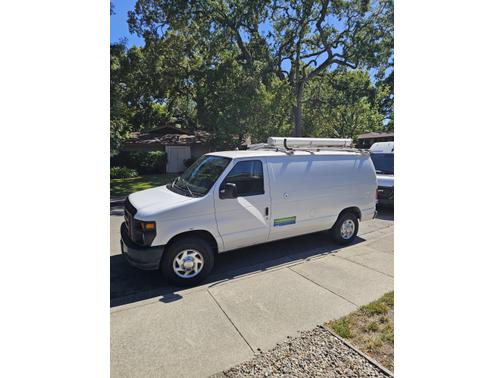 2010 Ford E250 Base
