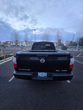 2018 Nissan Titan SL
