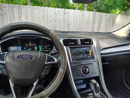 White 2015 Ford Fusion Energi Titanium