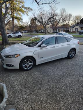 White 2015 Ford Fusion Energi Titanium