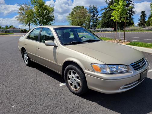 2001 Toyota Camry LE