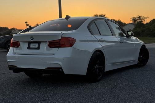 2016 BMW 328 i