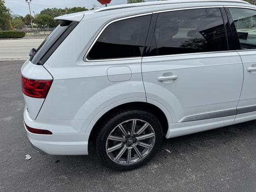 2017 Audi Q7 3.0T Prestige