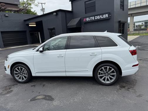 2017 Audi Q7 3.0T Prestige