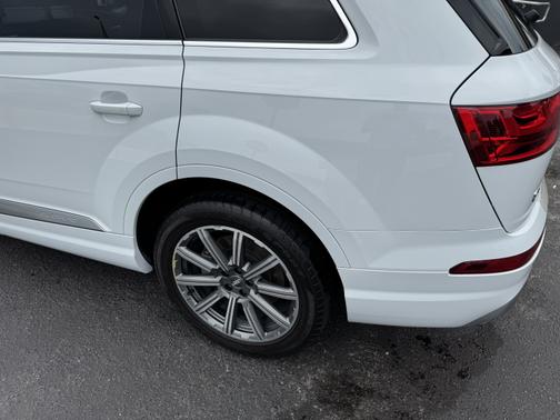 2017 Audi Q7 3.0T Prestige