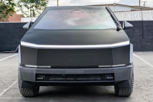 2024 Tesla Cybertruck Cyberbeast