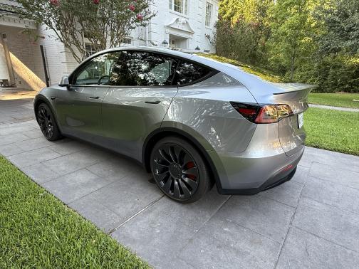 2025 Tesla Model Y Performance