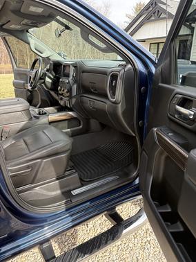 Blue 2022 Chevrolet Silverado 2500 LT